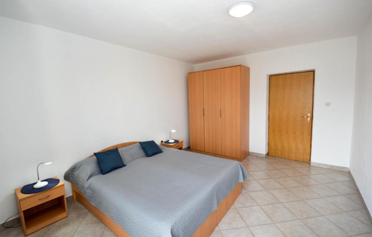 Maja Apartman Pag Town Kültér fotó